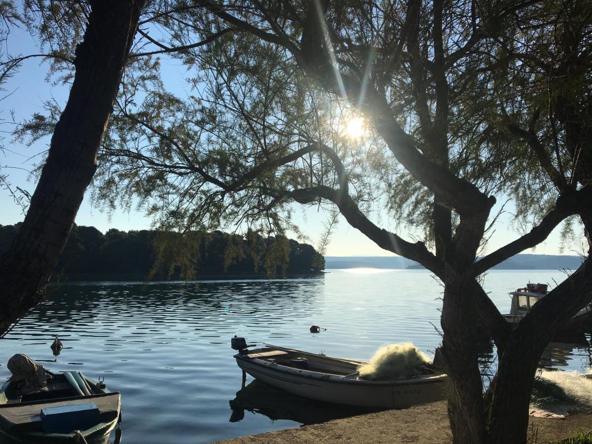 Apartman Put Svete Kate Raslina Esterno foto