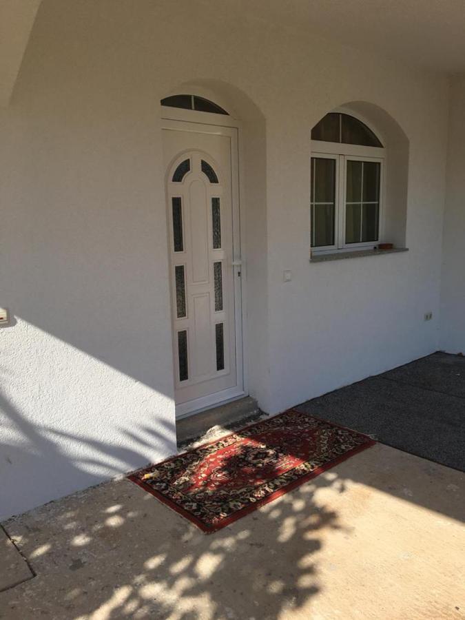 Apartman Put Svete Kate Raslina Esterno foto